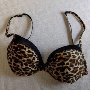 NWOT Sentiments Leopard Plunge, 34B. *P1081